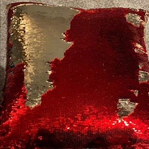 colour changing sequin pillow